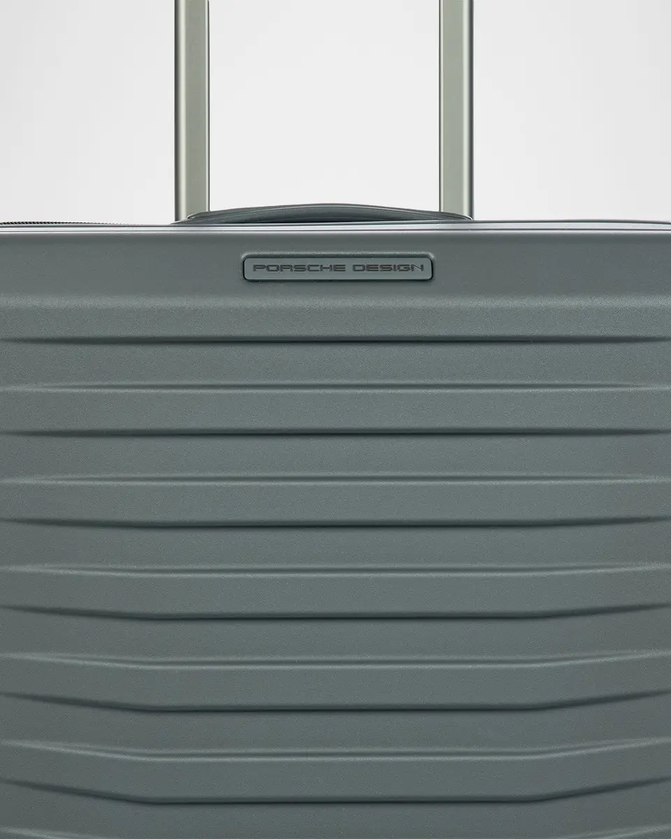 Porsche Design Roadster Hardcase 27" Expandable Spinner | Thumbnail 11 Porsche Design Roadster Hardcase 27" Expandable Spinner | Thumbnail 11