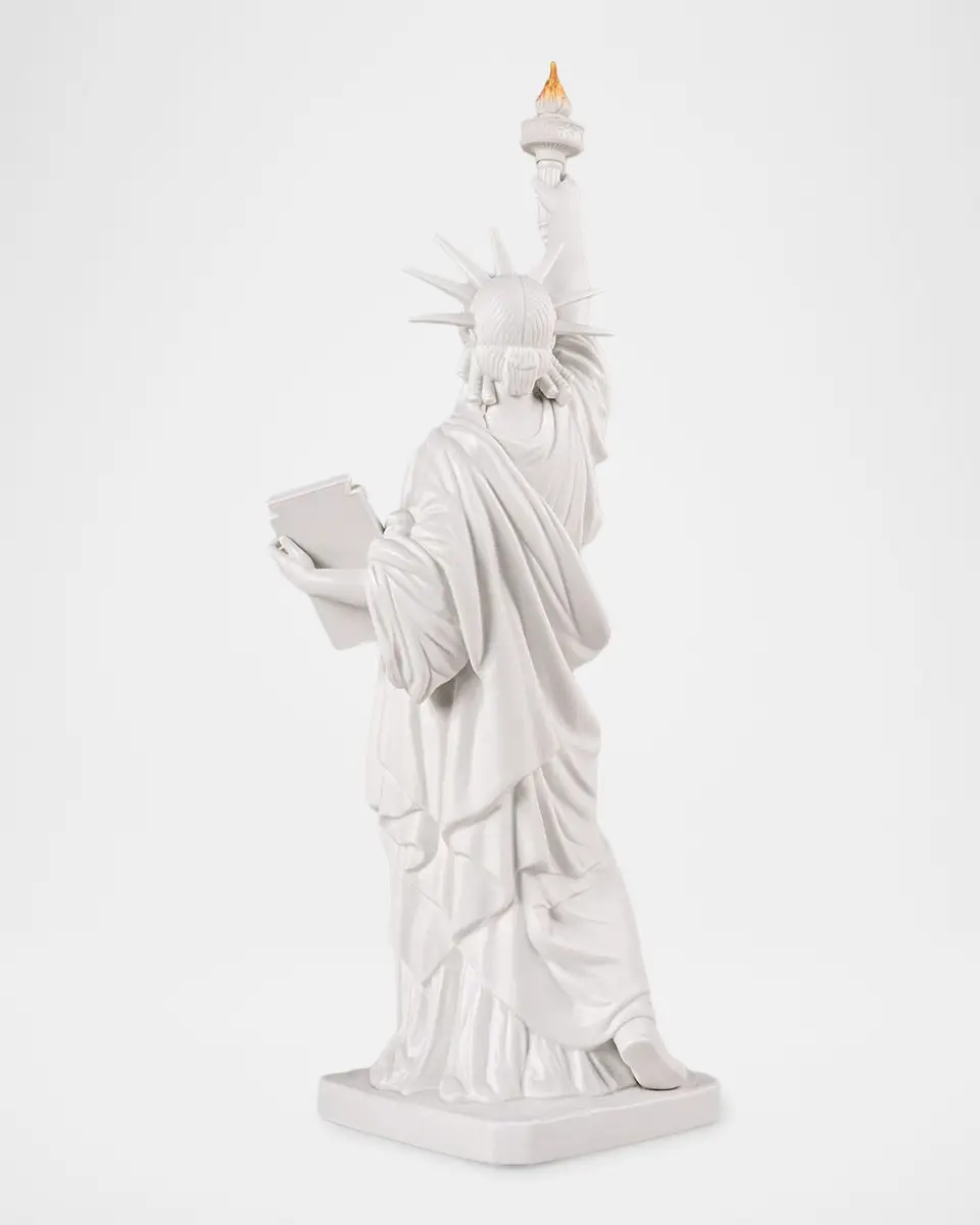 Lladro Limited Edition 250th Anniversary Statue of Liberty Sculpture | Thumbnail 2 Lladro Limited Edition 250th Anniversary Statue of Liberty Sculpture | Thumbnail 2