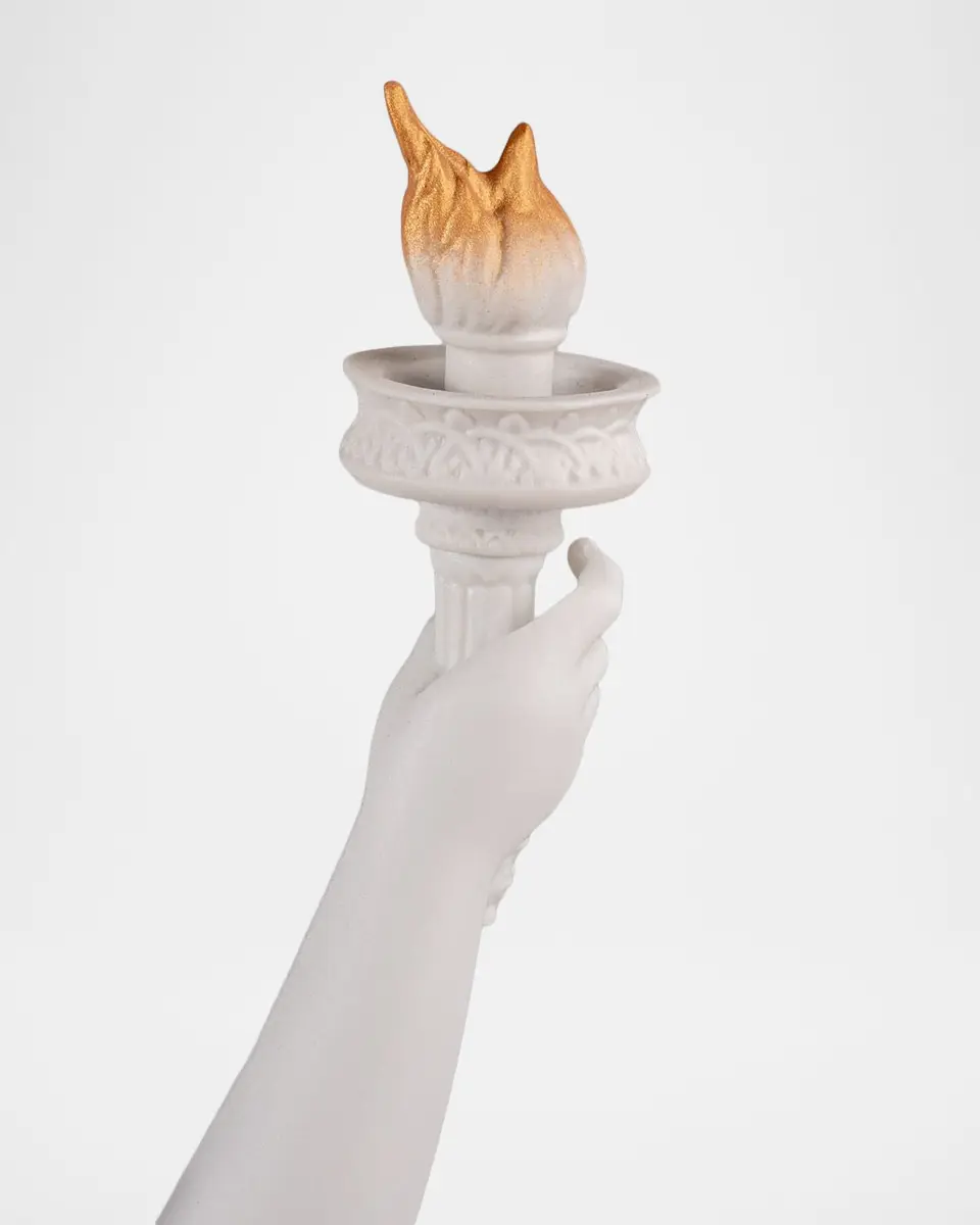 Lladro Limited Edition 250th Anniversary Statue of Liberty Sculpture | Thumbnail 7 Lladro Limited Edition 250th Anniversary Statue of Liberty Sculpture | Thumbnail 7