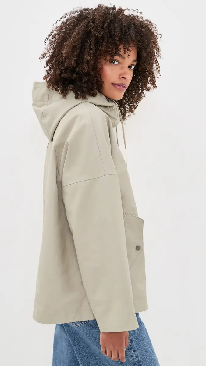 Barbour Kingswood Showerproof Jacket Light Sand/Navy Gingham | Thumbnail 4 Barbour Kingswood Showerproof Jacket Light Sand/Navy Gingham | Thumbnail 4