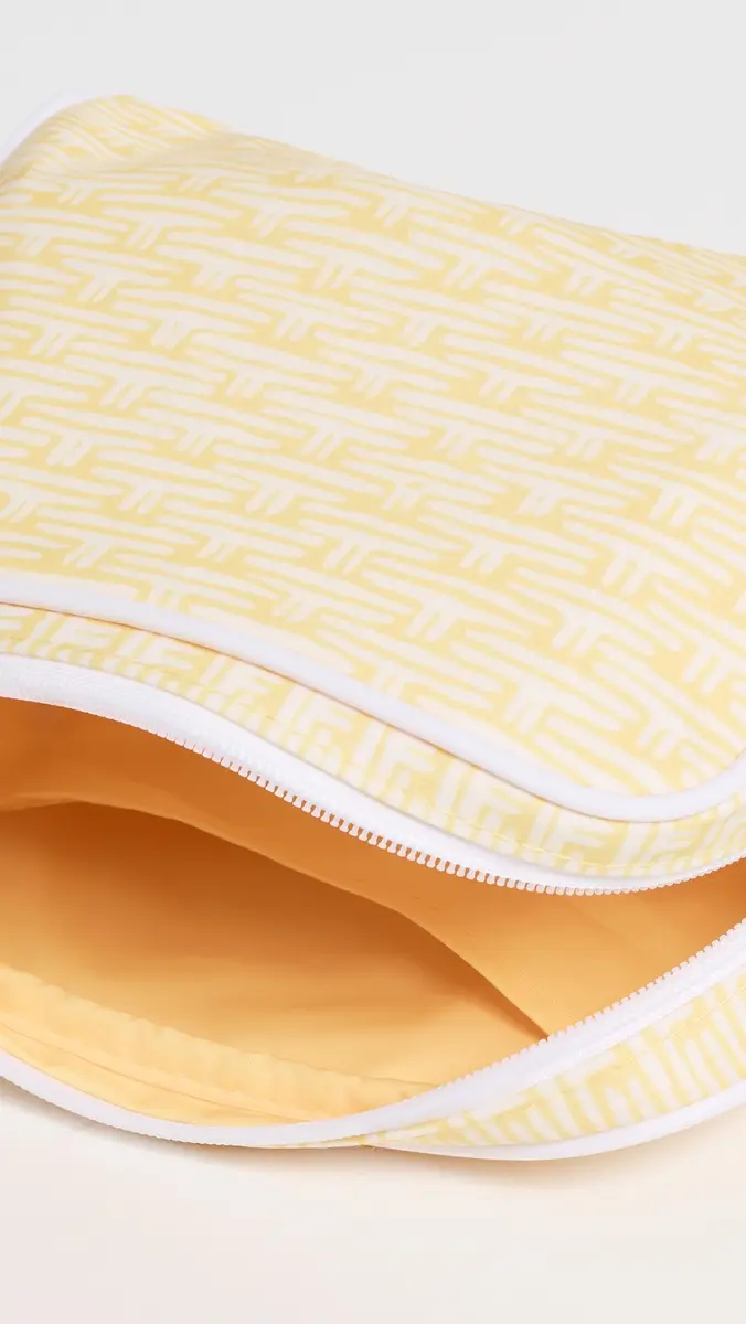 Weezie Small Toiletry Bag | Thumbnail 6 Weezie Small Toiletry Bag | Thumbnail 6