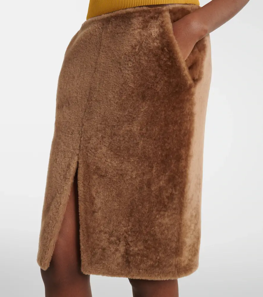 Saint Laurent Shearling pencil skirt | Thumbnail 3