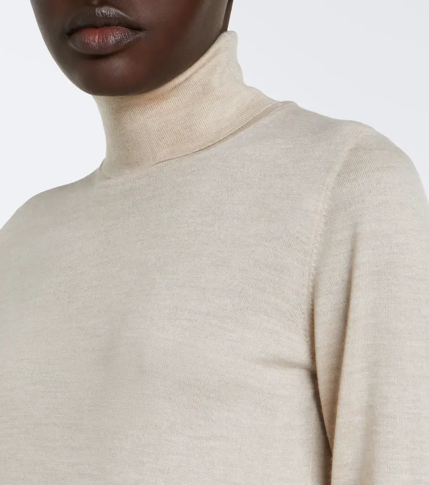 Brunello Cucinelli Cashmere and silk turtleneck sweater | Thumbnail 5 Brunello Cucinelli Cashmere and silk turtleneck sweater | Thumbnail 5