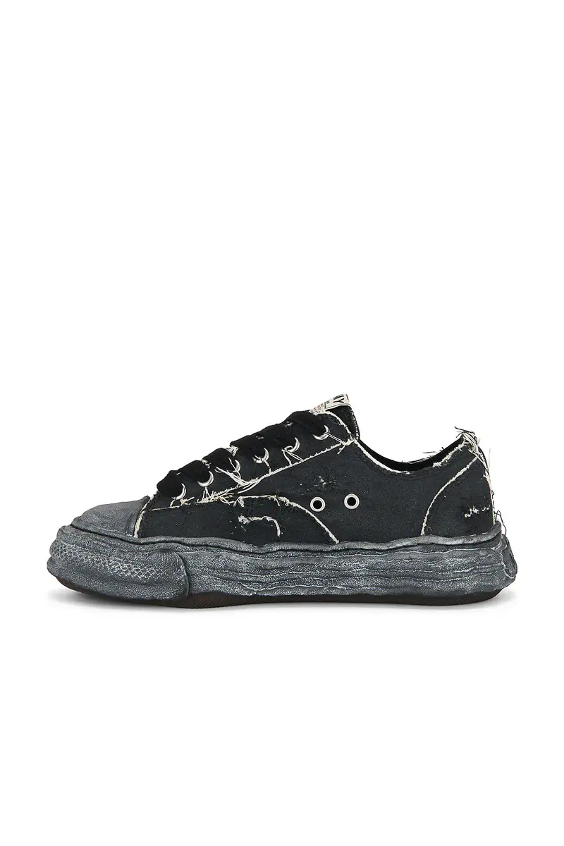 Maison MIHARA YASUHIRO Peterson23 Original Sole Ripping And Over Dyeing Canvas Low -Top Sneaker | Thumbnail 5 Maison MIHARA YASUHIRO Peterson23 Original Sole Ripping And Over Dyeing Canvas Low -Top Sneaker | Thumbnail 5