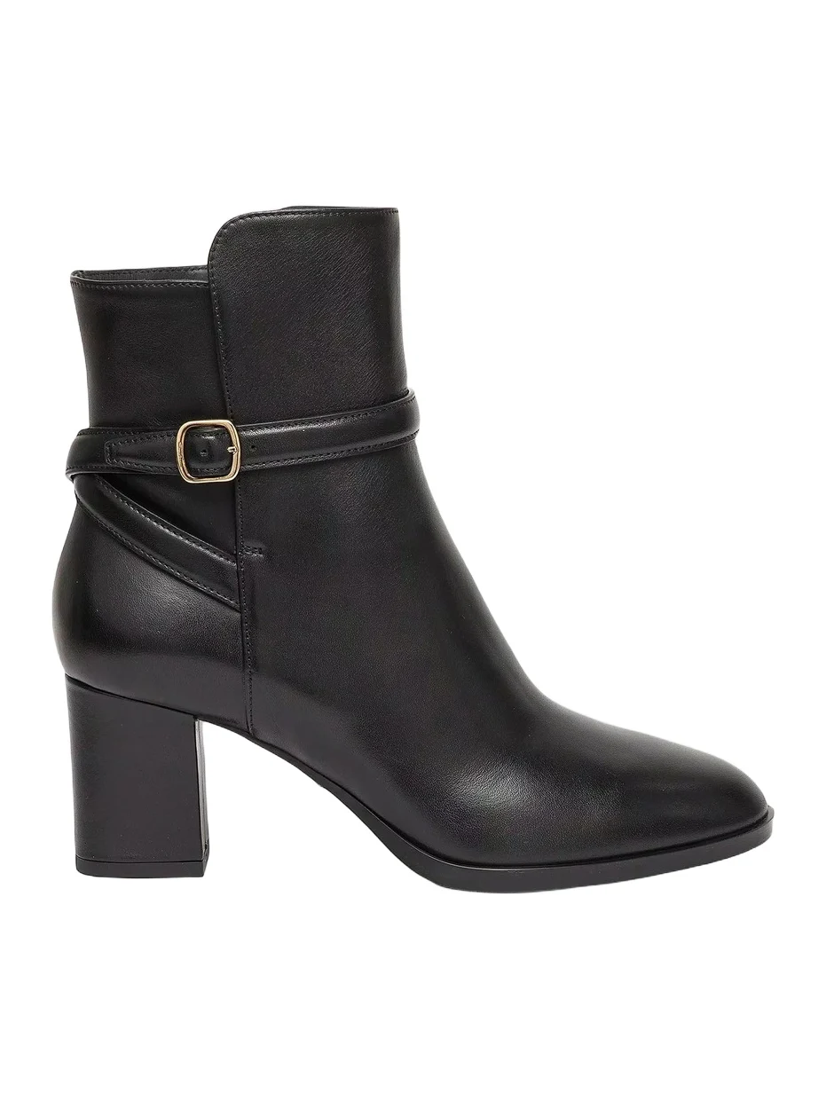 Women's Andy 65MM Leather Block-Heel Booties Women's Andy 65MM Leather Block-Heel Booties