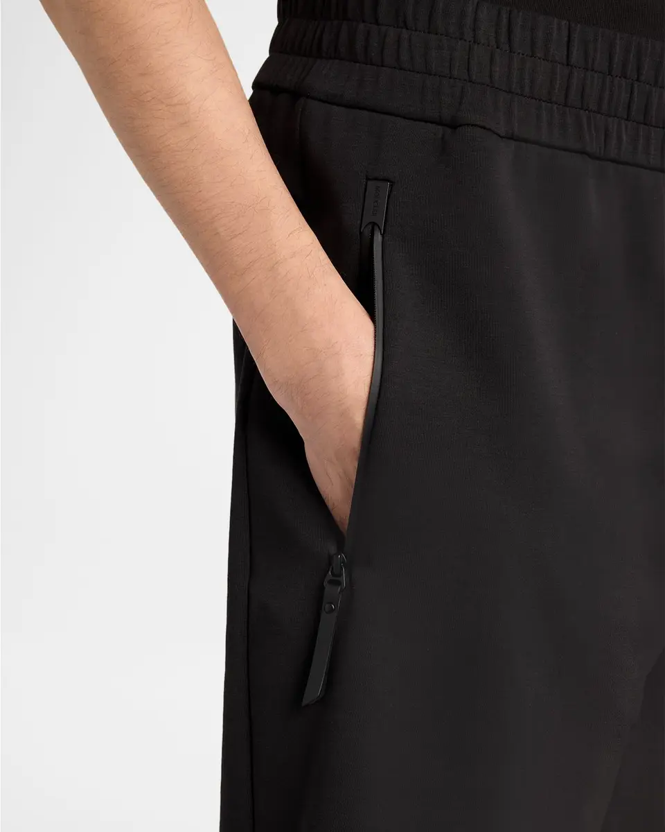 Moncler Men's Wide-Leg Stretch Cotton Shorts | Thumbnail 5 Moncler Men's Wide-Leg Stretch Cotton Shorts | Thumbnail 5