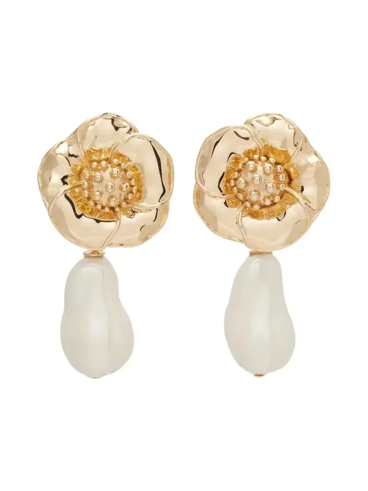 Embellished clip-on earrings Embellished clip-on earrings