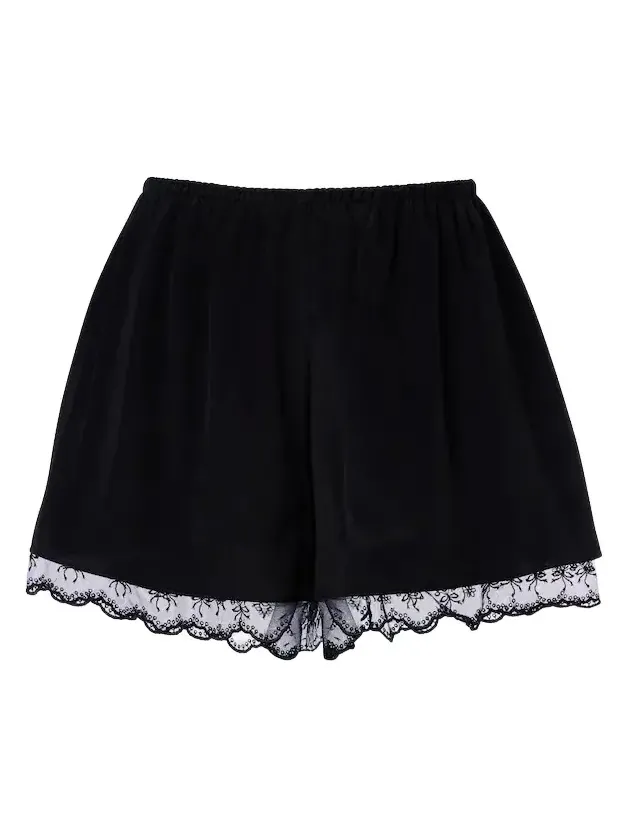 Lace-trimmed crêpe de chine shorts