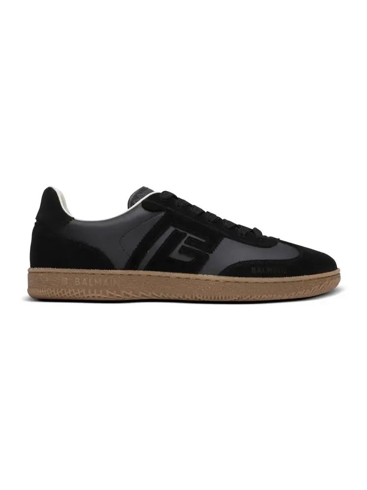 Swan trainers in smooth leather and suede Swan trainers in smooth leather and suede