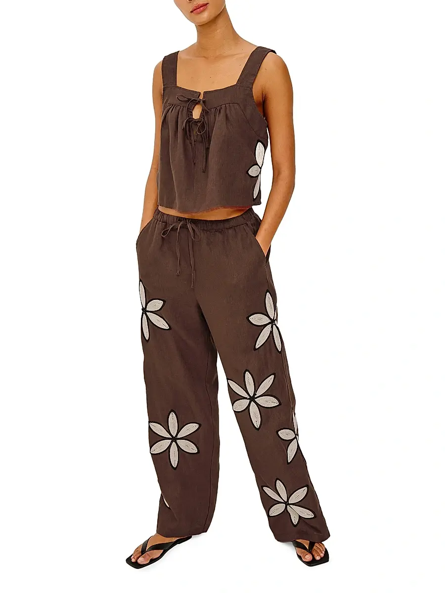 RAILS Women's Calais Crochet Flower Linen Top | Thumbnail 2 RAILS Women's Calais Crochet Flower Linen Top | Thumbnail 2