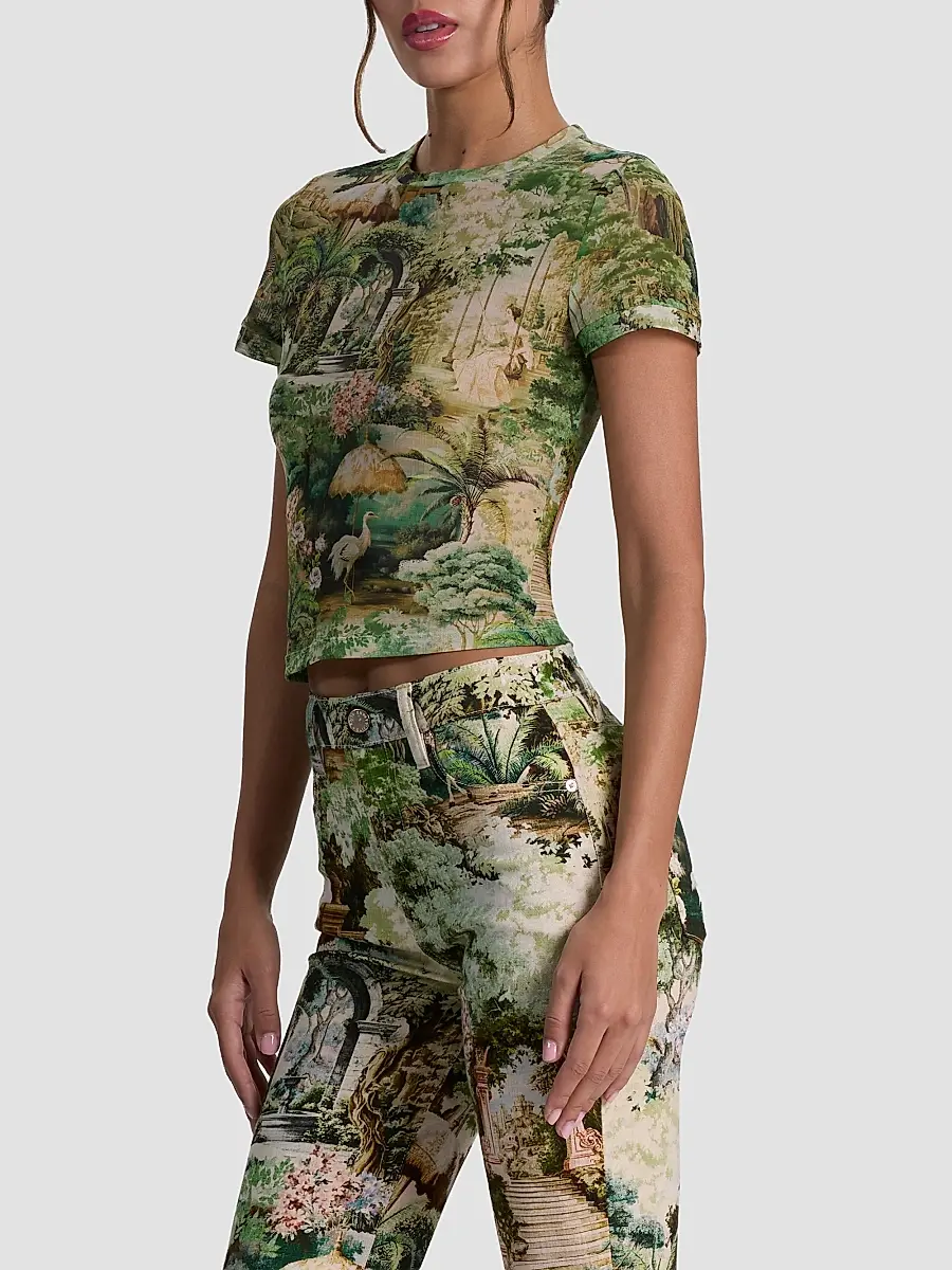 Alice + Olivia Women's Tess Terrain-Print T-Shirt | Thumbnail 6 Alice + Olivia Women's Tess Terrain-Print T-Shirt | Thumbnail 6