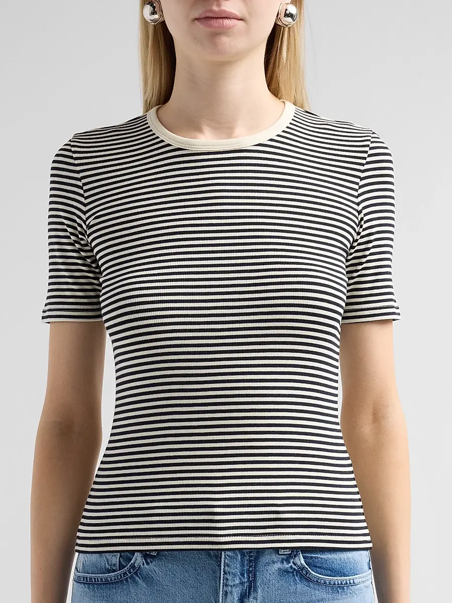 Frame Women's The Fine Striped Crewneck T-Shirt | Thumbnail 5 Frame Women's The Fine Striped Crewneck T-Shirt | Thumbnail 5