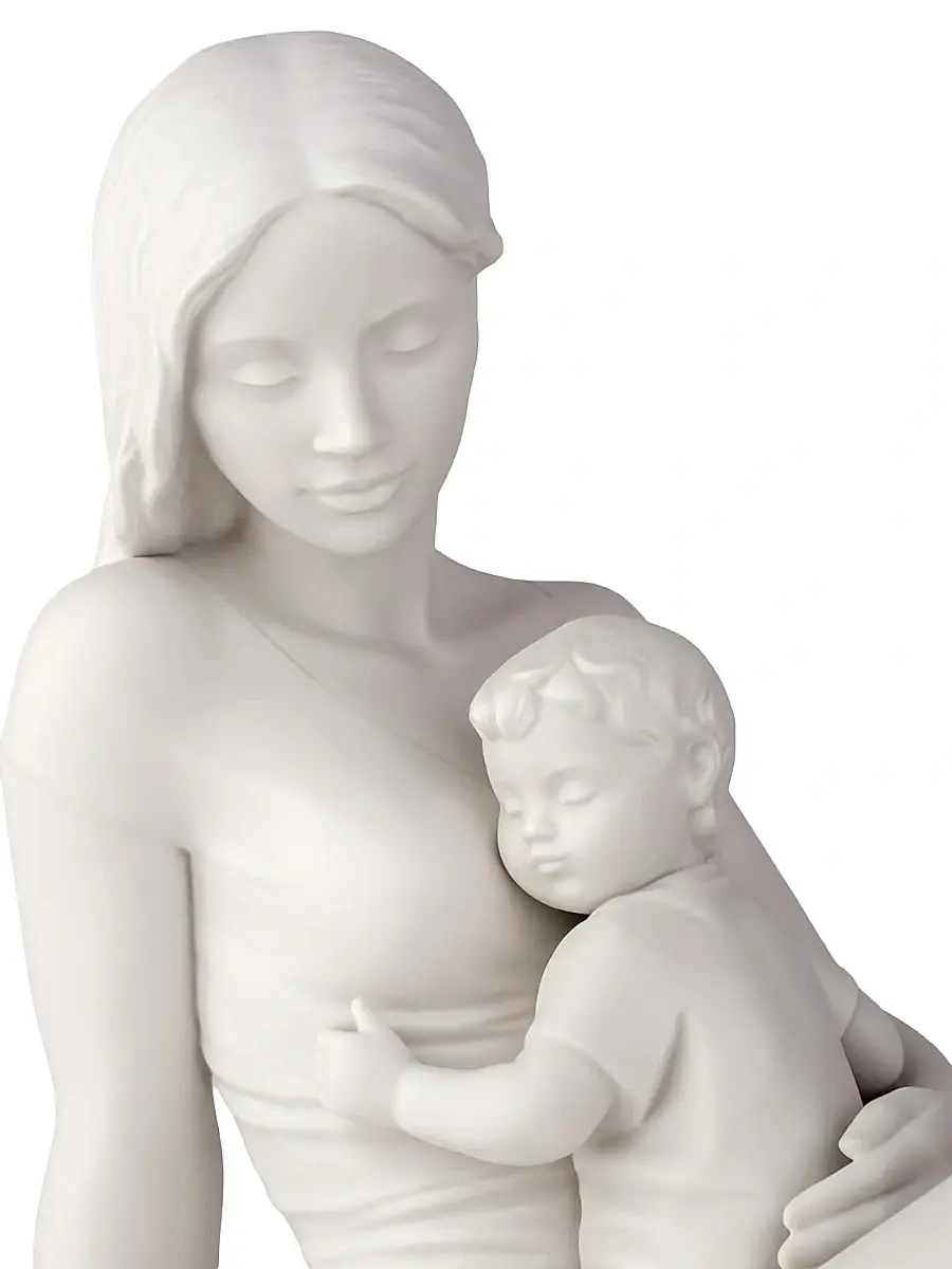 Lladro A Mother's Love Porcelain Sculpture | Thumbnail 5 Lladro A Mother's Love Porcelain Sculpture | Thumbnail 5