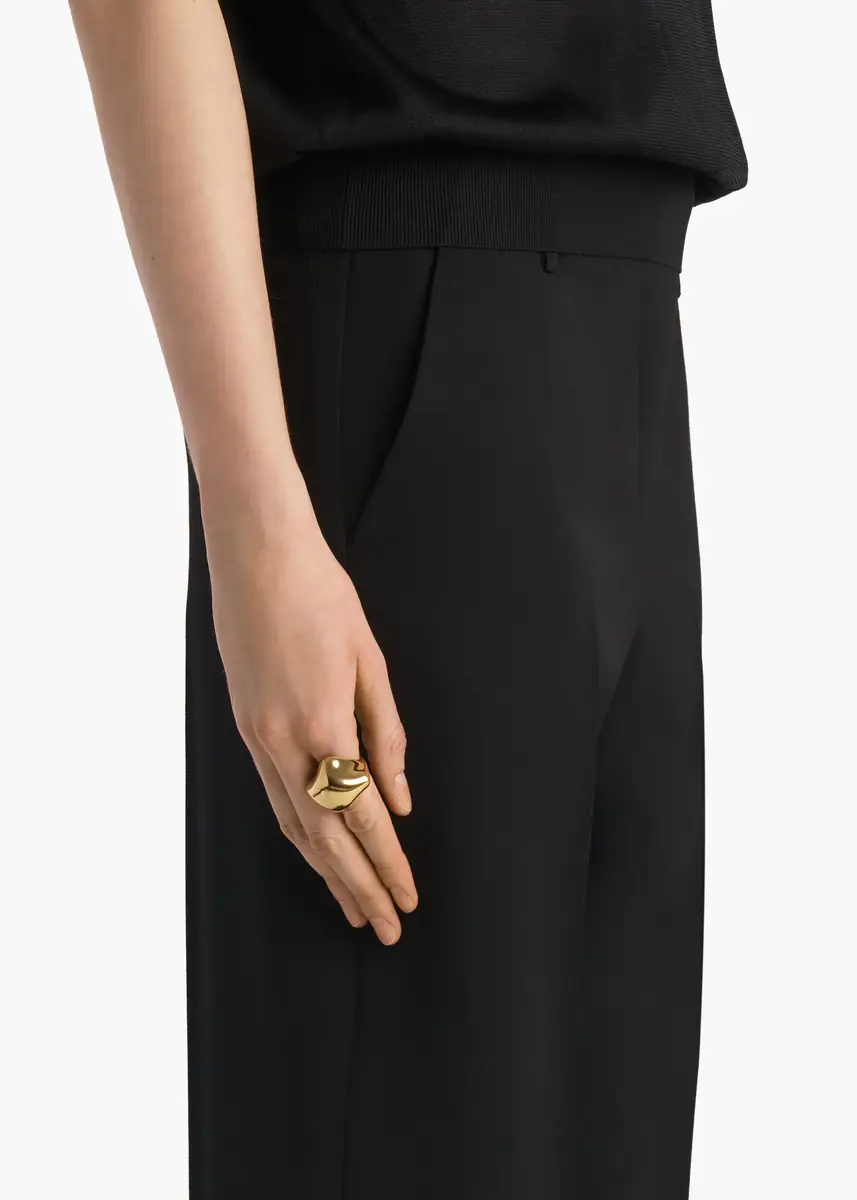 Khaite Lotus Ring In Gold | Thumbnail 2 Khaite Lotus Ring In Gold | Thumbnail 2