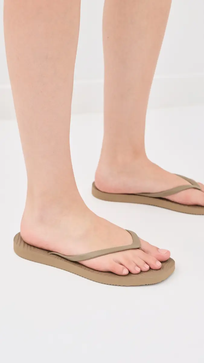 SLEEPERS Tapered Flip Flops | Thumbnail 3