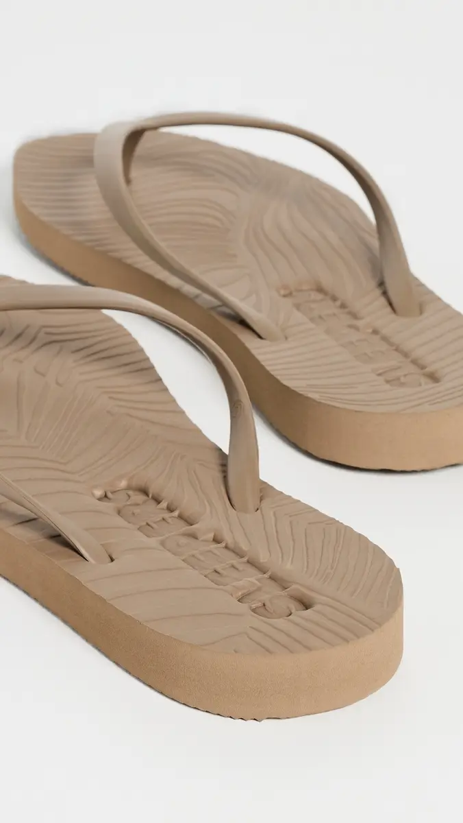 SLEEPERS Tapered Flip Flops | Thumbnail 4
