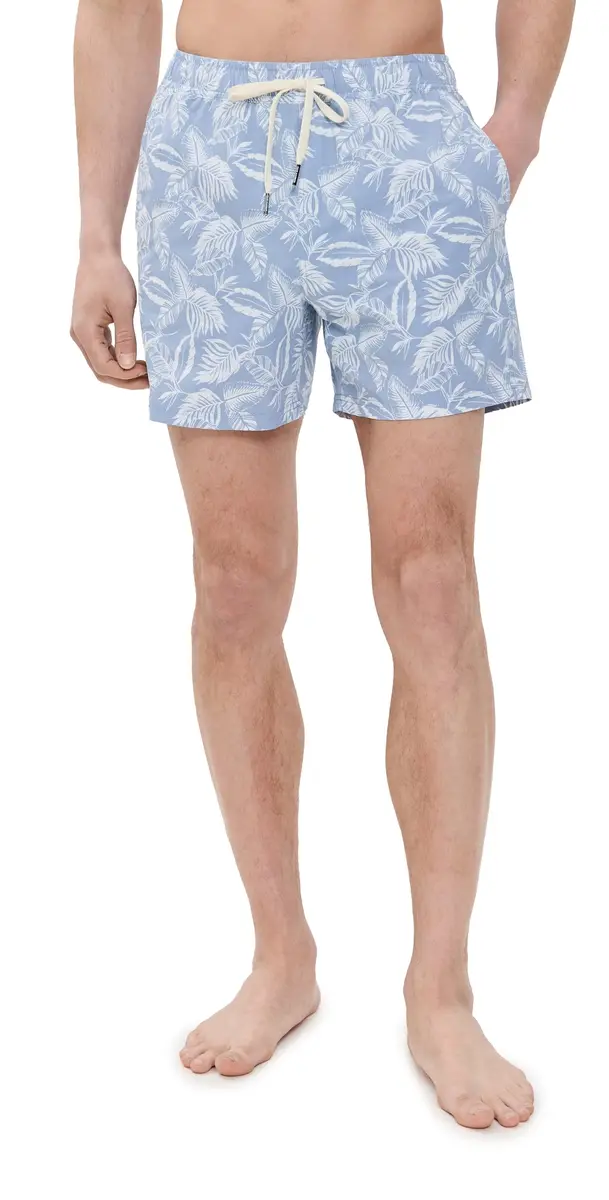 Fair Harbor The Bungalow Swim Trunks 5 Sky Blue Leaves M | Image 1 Fair Harbor The Bungalow Swim Trunks 5 Sky Blue Leaves M | Image 1