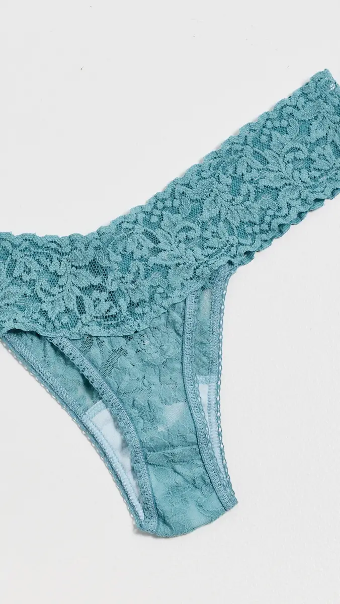 Hanky Panky Signature Lace Low Rise Thong Panties 5 Pack | Thumbnail 5