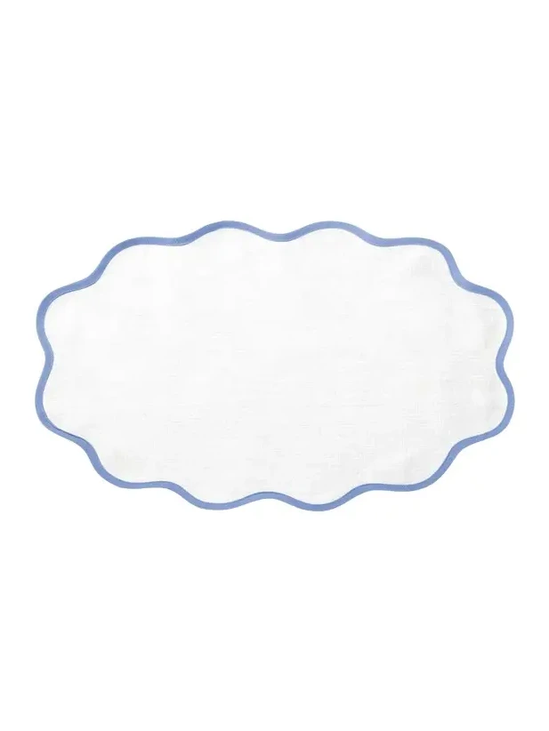 Matouk Casual Couture Scallop Placemats, Set of 4