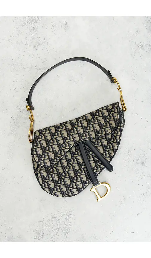 Dior Trotter Oblique Saddle Bag | Thumbnail 18 Dior Trotter Oblique Saddle Bag | Thumbnail 18