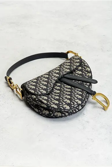 Dior Trotter Oblique Saddle Bag | Thumbnail 4 Dior Trotter Oblique Saddle Bag | Thumbnail 4