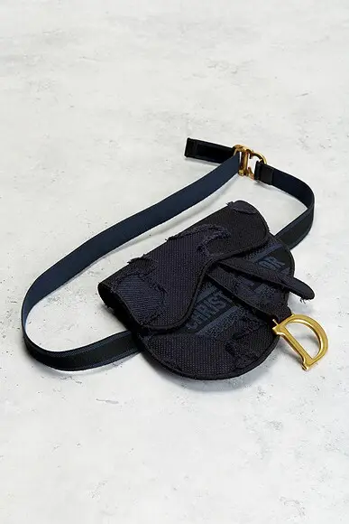 Dior Embroidered Saddle Belt Bag | Thumbnail 4 Dior Embroidered Saddle Belt Bag | Thumbnail 4