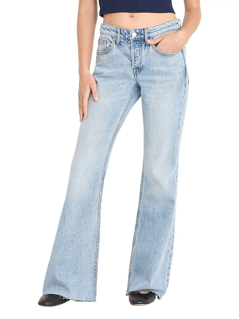 GOOD AMERICAN Women's Vintage Low-Rise Relaxed Flare Jeans - Indigo | Image 1 GOOD AMERICAN Women's Vintage Low-Rise Relaxed Flare Jeans - Indigo | Image 1