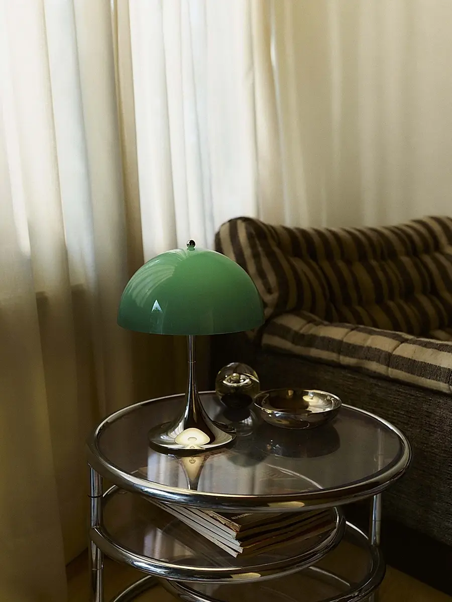 Louis Poulsen Panthella 250 Portable Original Chrome Lamp | Thumbnail 5
