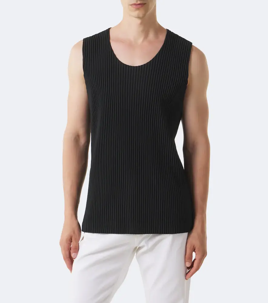 Homme Plissé Issey Miyake Homme Plissé Issey Miyake Monthly Colors: June pleated tank top | Thumbnail 6 Homme Plissé Issey Miyake Homme Plissé Issey Miyake Monthly Colors: June pleated tank top | Thumbnail 6