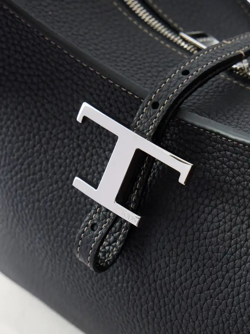 Tod's T Timeless Small Leather Shoulder Bag | Thumbnail 5 Tod's T Timeless Small Leather Shoulder Bag | Thumbnail 5