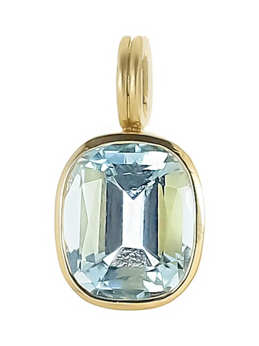 Aquamarine Heroic Pendant