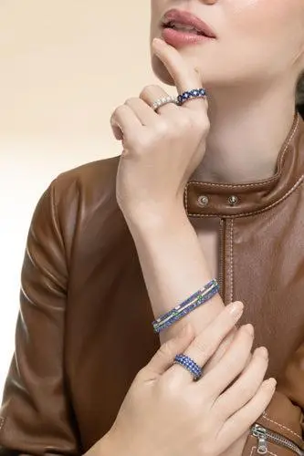 ROBERTO DEMEGLIO Blue Sapphire Oval Extensible Stretch Tennis Bracelet | Thumbnail 2