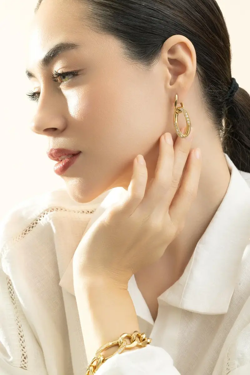 BIZZOTTO Diamond Blink Pendant Earrings | Thumbnail 2