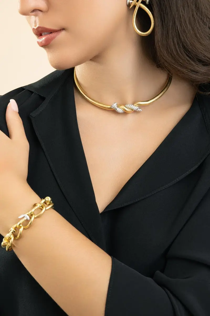 DAVID WEBB Diamond Hammered Bent Nail Link Bracelet | Thumbnail 2