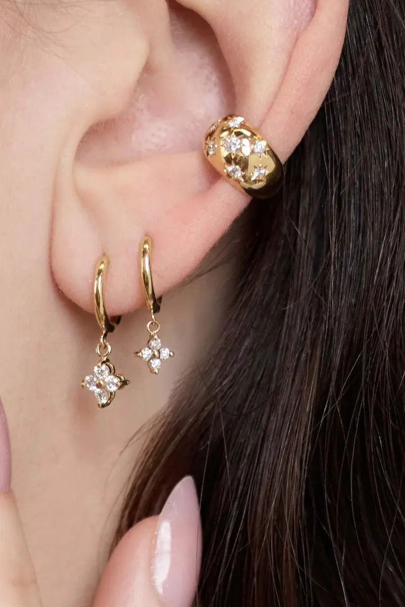 Zoë Chicco Diamond Quad Hinge Huggie Hoop Earrings | Thumbnail 2
