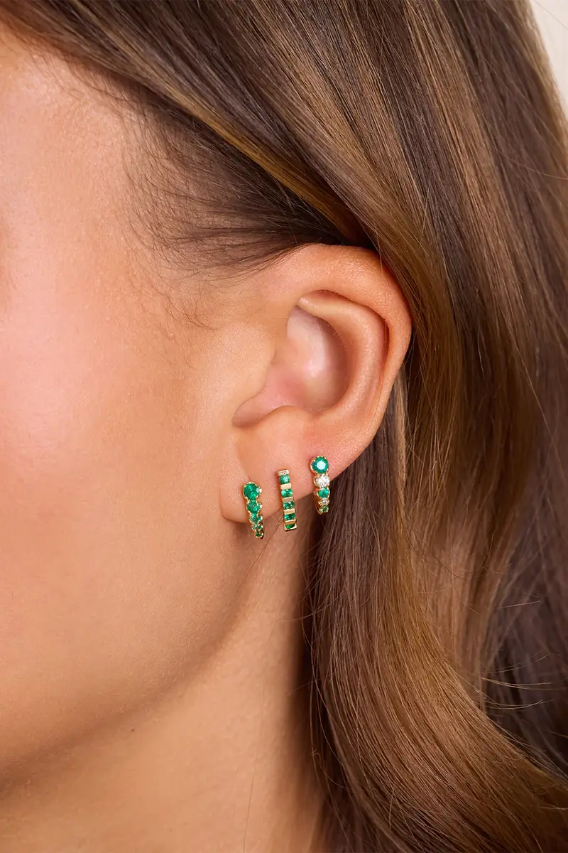Jennifer Meyer Emerald Medium Graduated Edith Stud Earrings | Thumbnail 2
