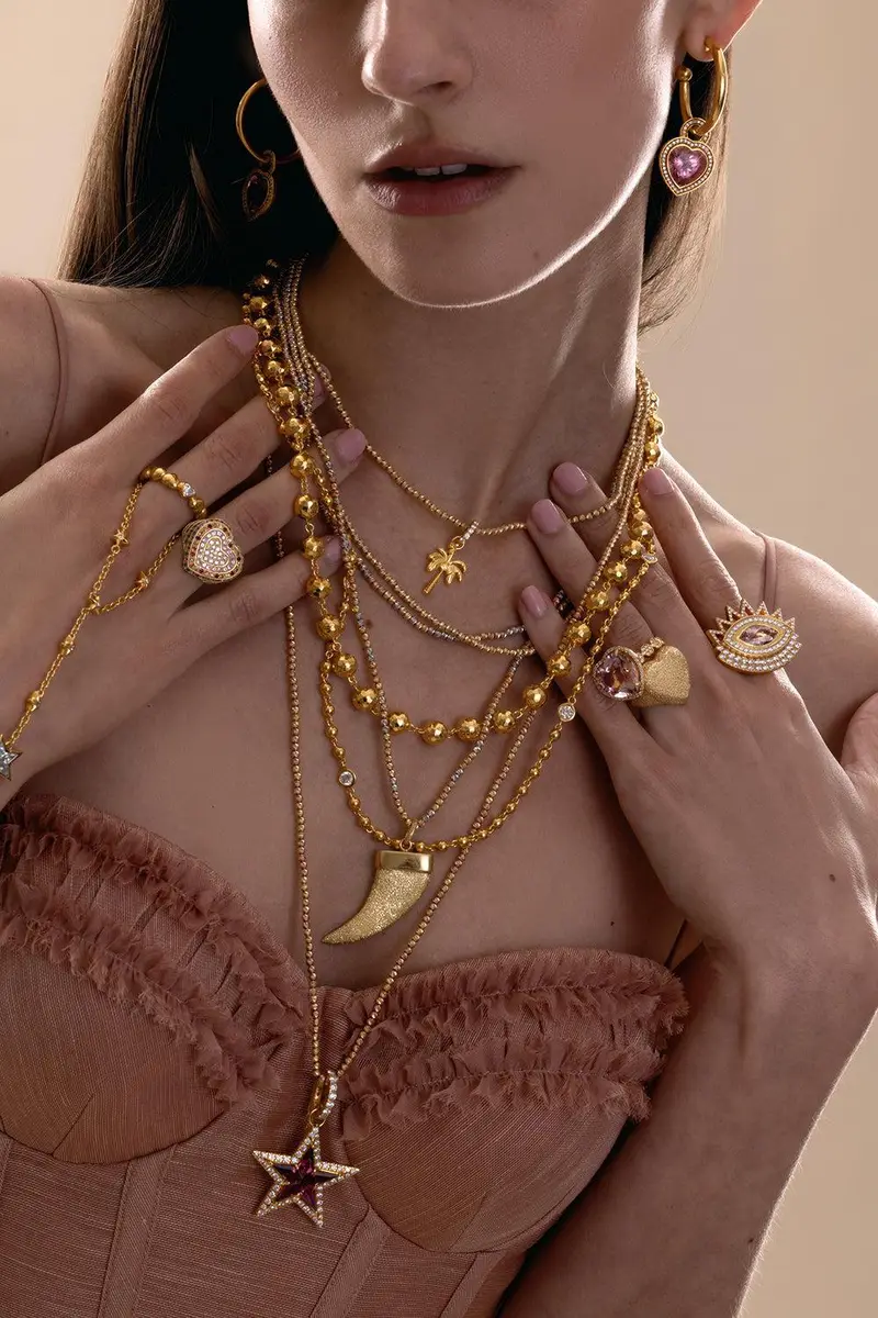 Carolina Bucci Florentine Finish Corno Pendant | Thumbnail 2 Carolina Bucci Florentine Finish Corno Pendant | Thumbnail 2