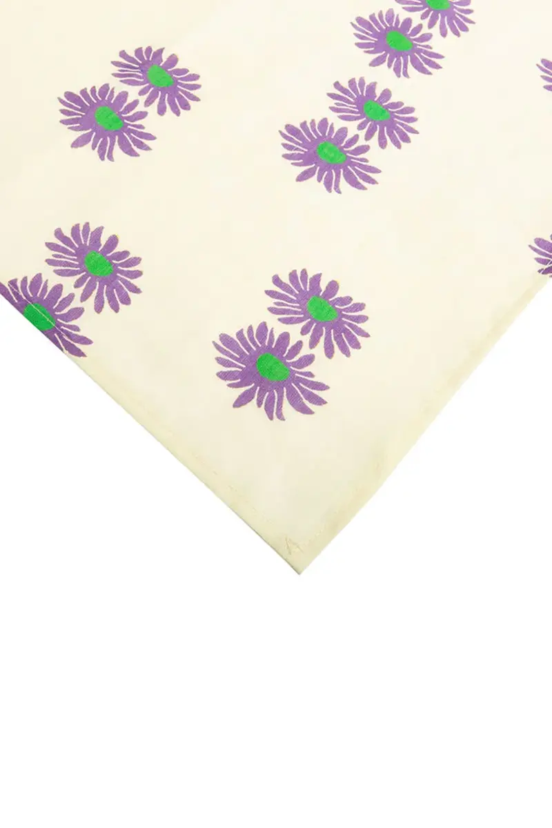 La DoubleJ Large Napkins Set Of 6 - Margherita Viola | Thumbnail 3 La DoubleJ Large Napkins Set Of 6 - Margherita Viola | Thumbnail 3