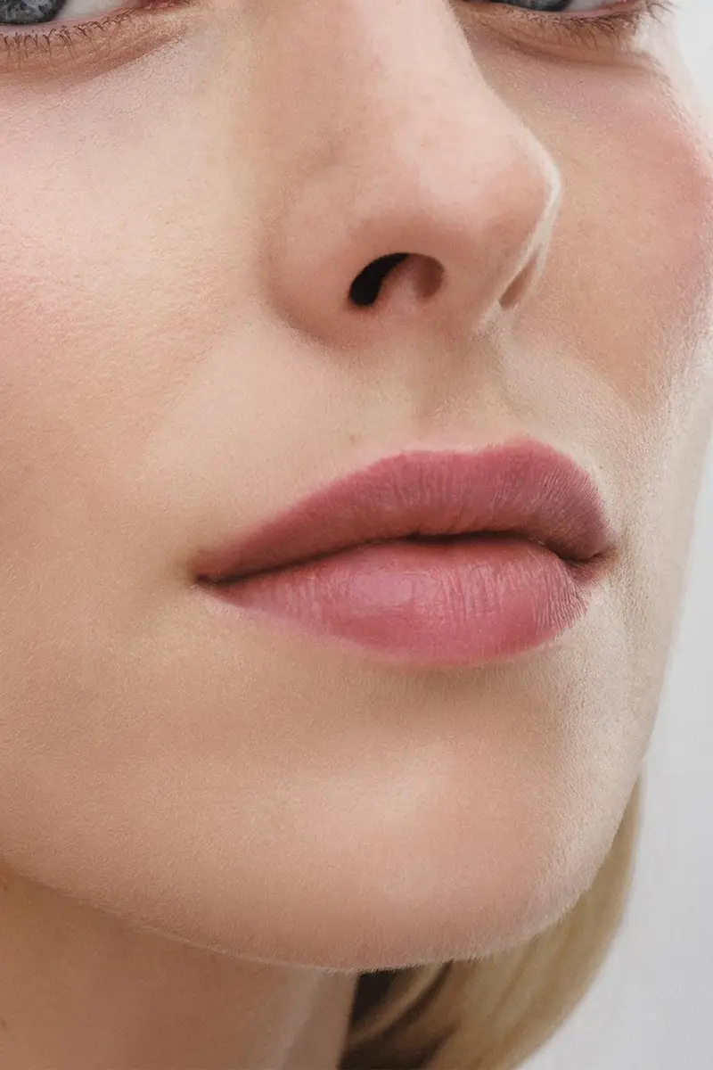 Westman Atelier Lit Up Highlight Stick - Petal | Thumbnail 2
