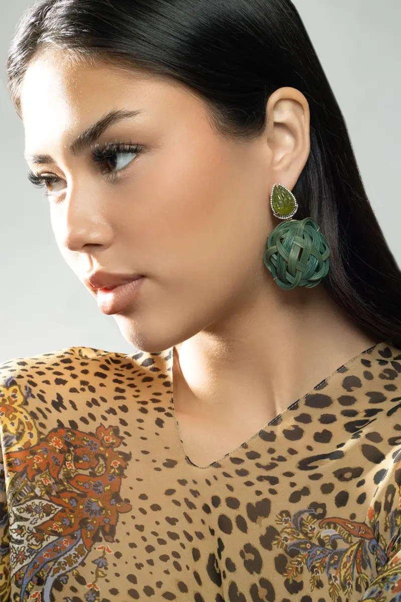 Silvia Furmanovich Peridot Tsavorite Green Bamboo Earrings | Thumbnail 3