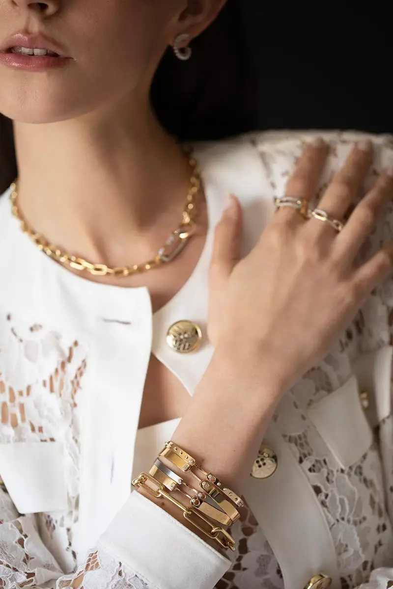 NOUVEL HERITAGE Yellow Gold Diamond Dinner Date Mood Bangle | Thumbnail 2