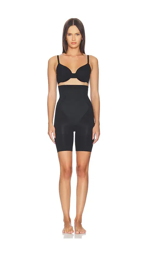Spanx Sculpt Gofigure High Waist Mid Thigh Short | Thumbnail 4 Spanx Sculpt Gofigure High Waist Mid Thigh Short | Thumbnail 4