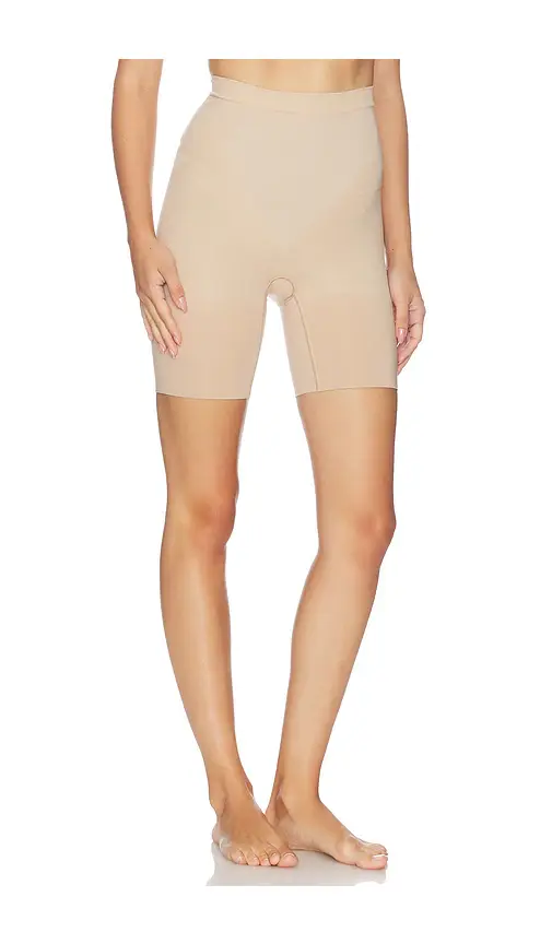 Spanx Sculpt Gofigure Mid Thigh Short | Thumbnail 2 Spanx Sculpt Gofigure Mid Thigh Short | Thumbnail 2