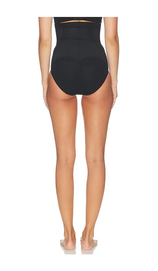 Spanx Sculpt Gofigure High Wasit Brief | Thumbnail 3 Spanx Sculpt Gofigure High Wasit Brief | Thumbnail 3
