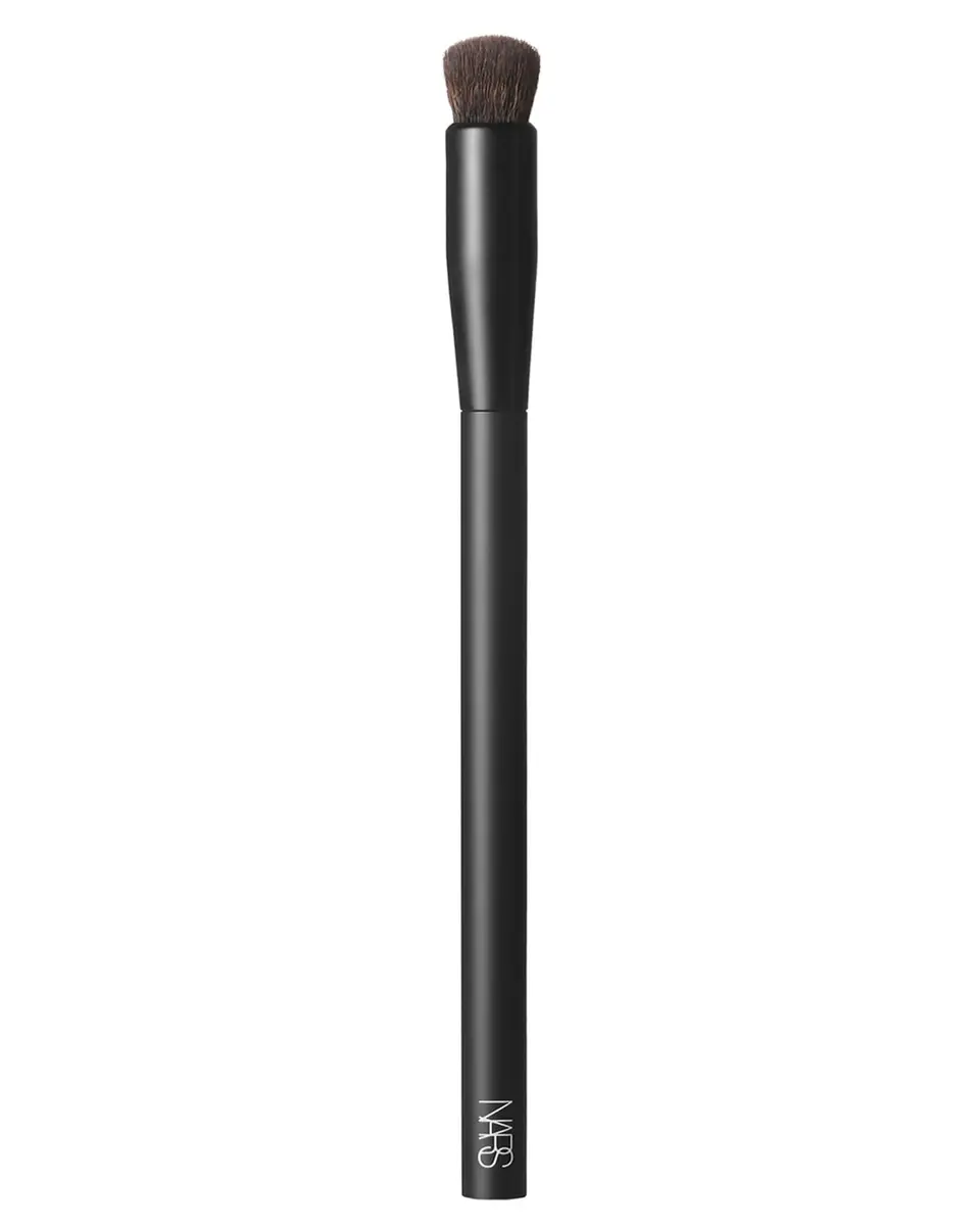 NARS #11 Soft Matte Complete Concealer Brush | Thumbnail 3