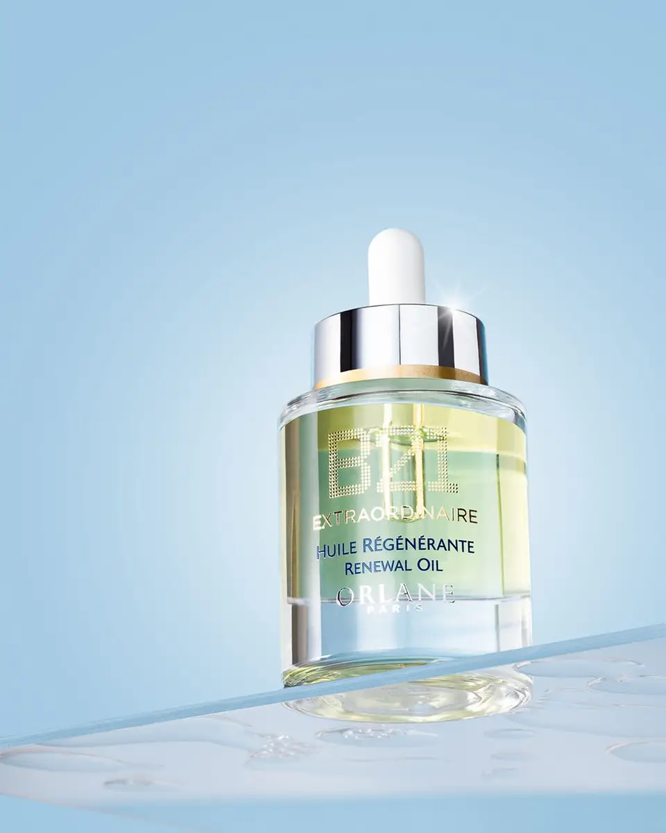Orlane B21 Extraordinaire Renewal Oil, 1 oz. | Thumbnail 4 Orlane B21 Extraordinaire Renewal Oil, 1 oz. | Thumbnail 4