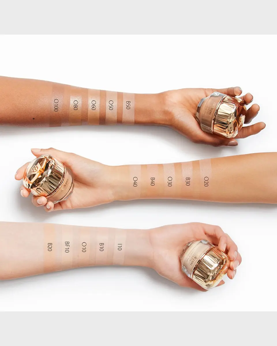 CLÉ DE PEAU BEAUTÉ The Foundation, SPF 22, 1 oz. | Thumbnail 5