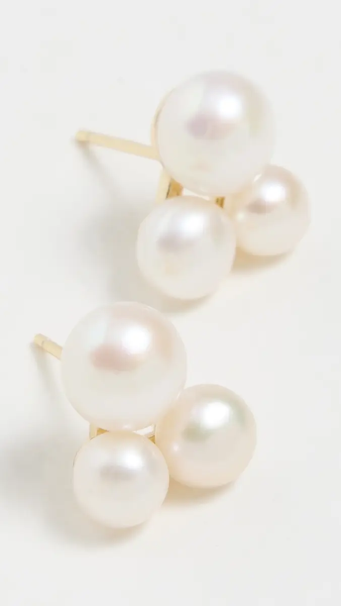 Shashi Pearl Bouquet Stud | Thumbnail 4