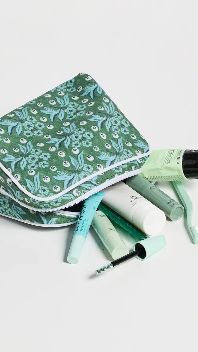 Weezie Small Toiletry Bag | Thumbnail 5 Weezie Small Toiletry Bag | Thumbnail 5