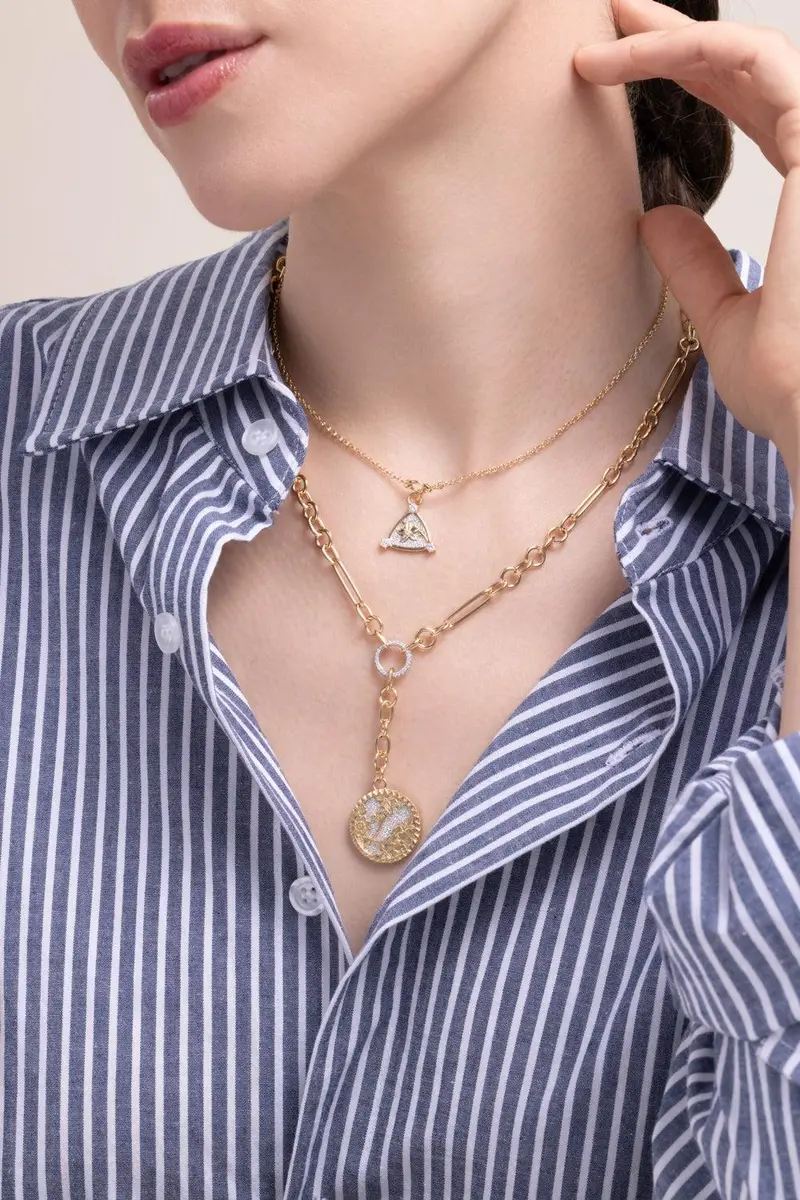 Foundrae Resilience - Diamond Pavé Blossom Belcher Necklace | Thumbnail 4 Foundrae Resilience - Diamond Pavé Blossom Belcher Necklace | Thumbnail 4